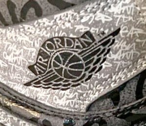 Wings logo detail